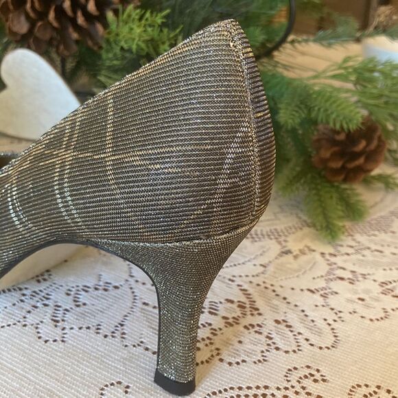 Chico’s Glittery Slip-On Pumps Size 9.5 - Picture 15 of 16